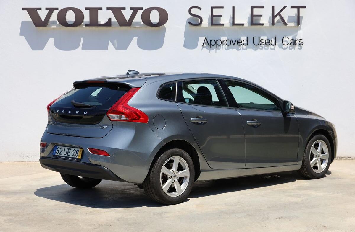 VOLVO V40 2.0 D2 Kinetic
