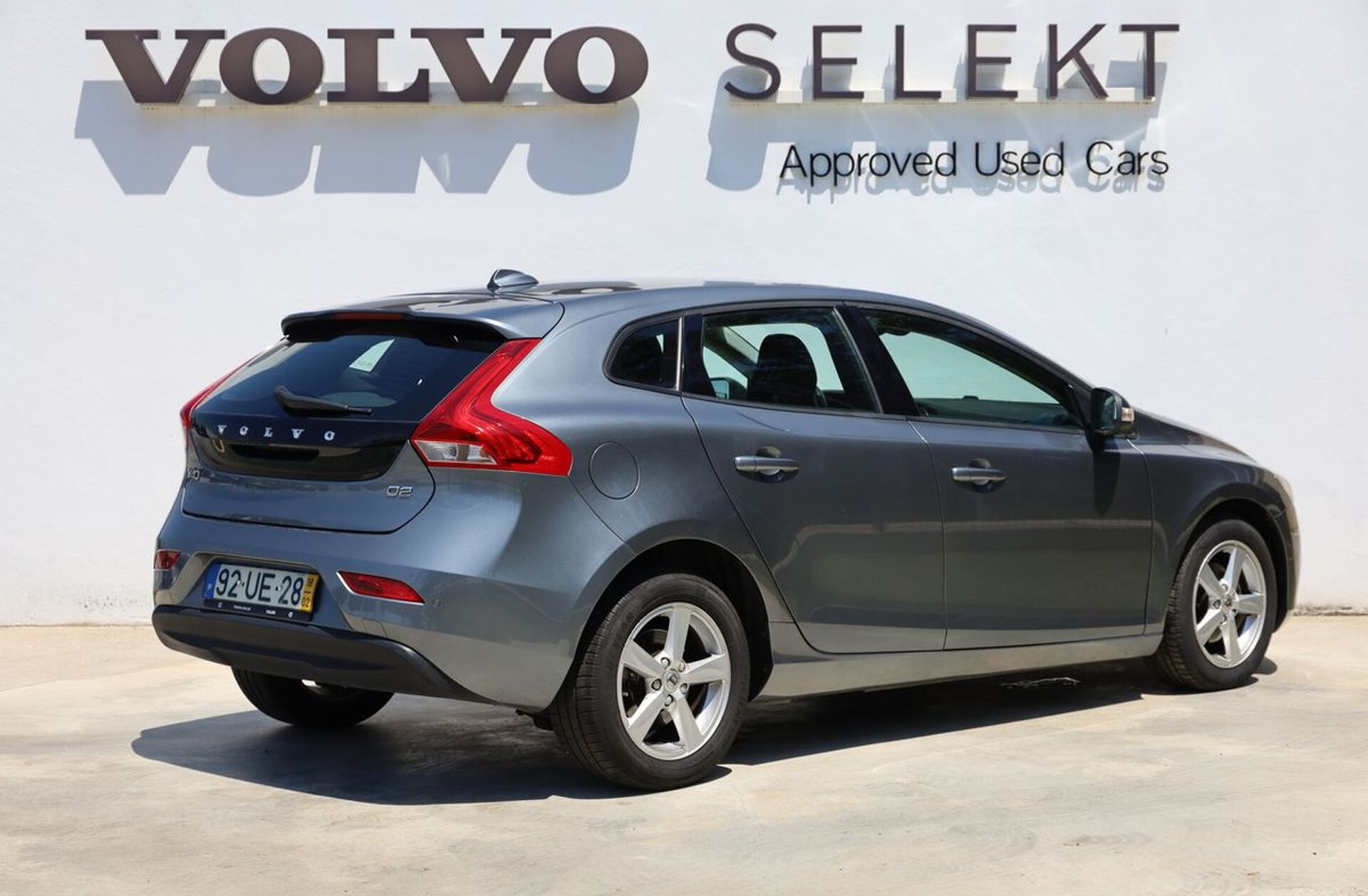 VOLVO V40 2.0 D2 Kinetic
