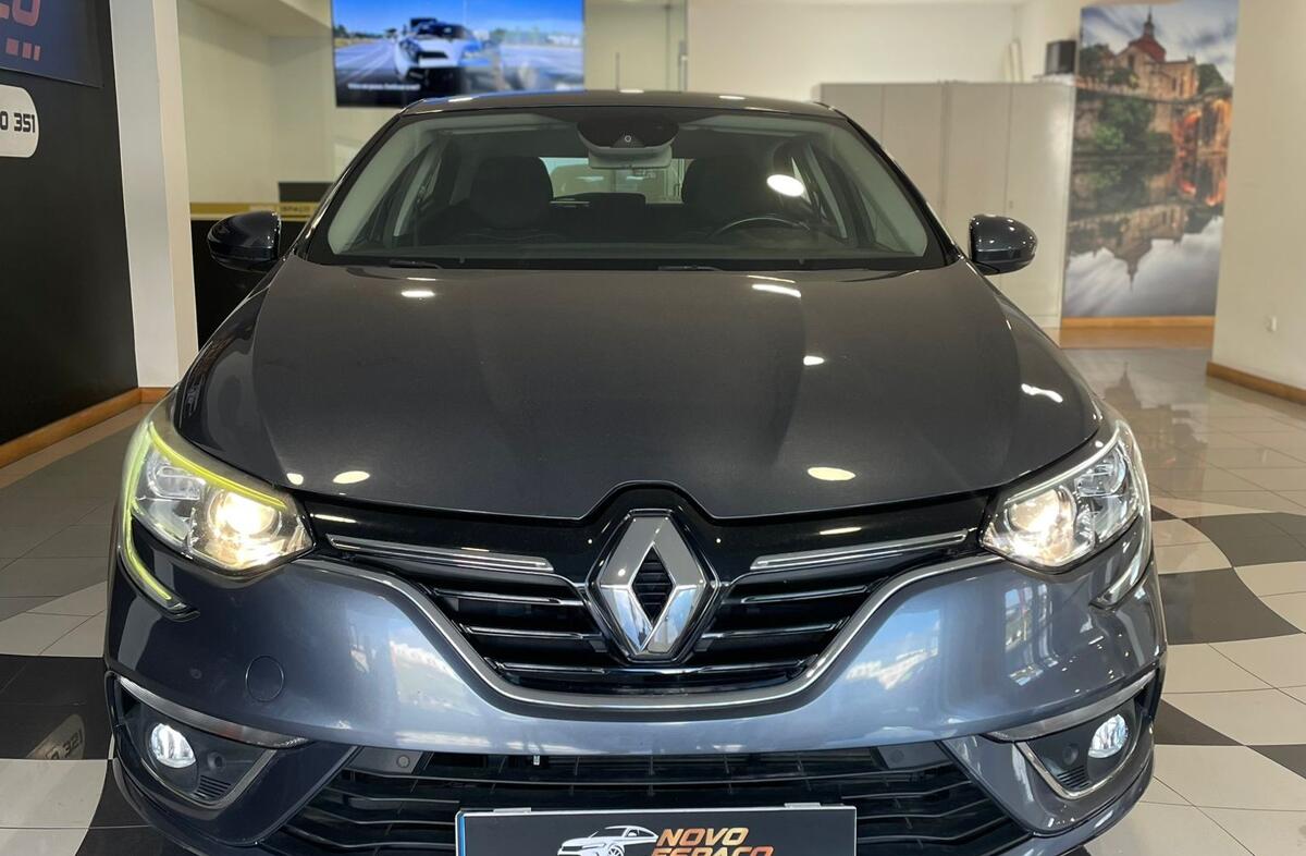 RENAULT Mégane 1.5 dCi Confort SS