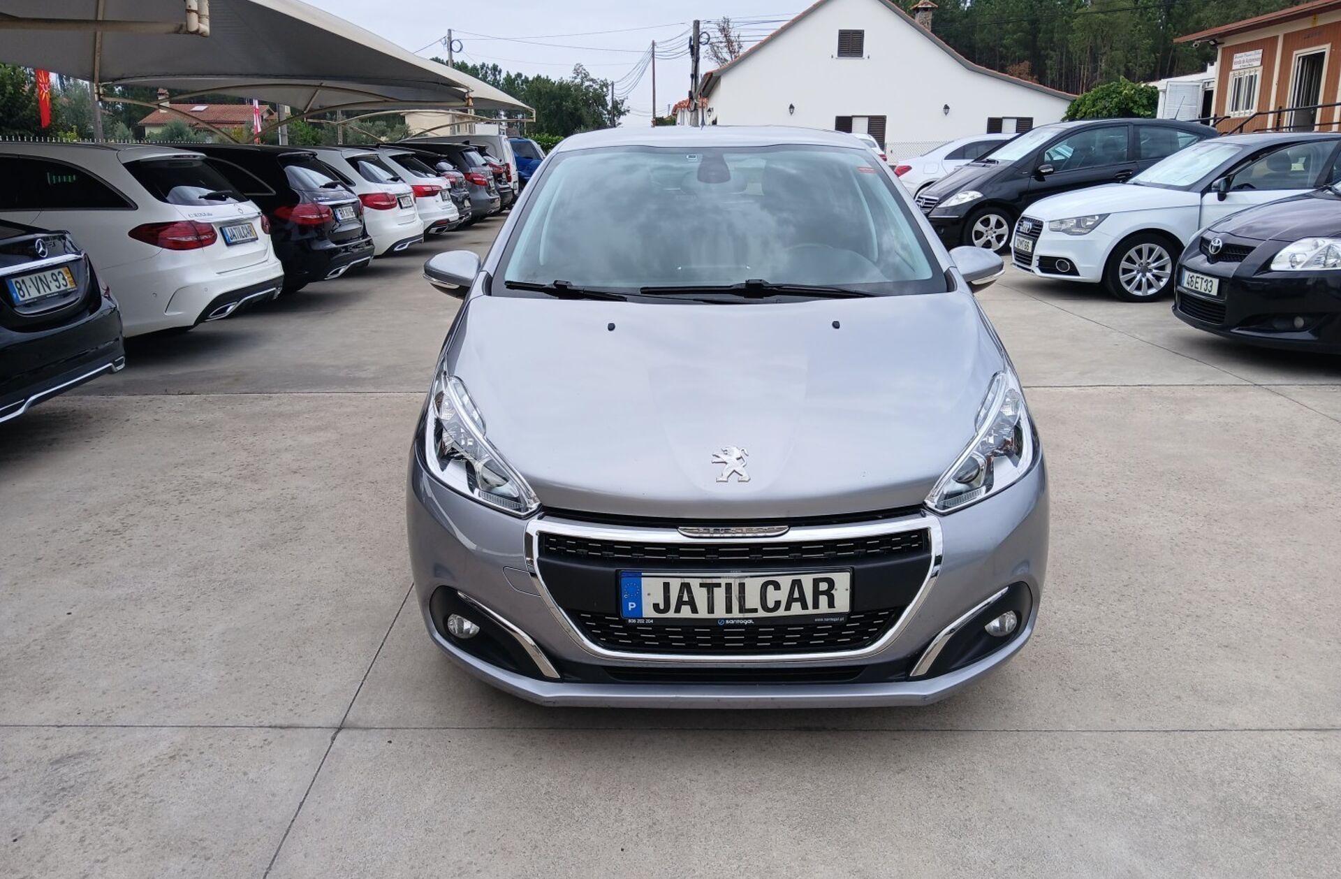 PEUGEOT 208 1.5 BlueHDi Signature