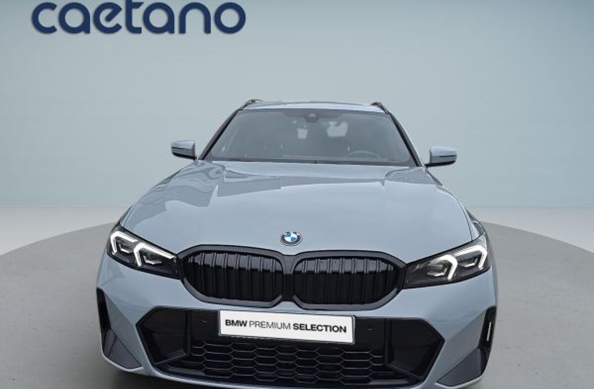 BMW Serie-3 320 d Touring Pack Desportivo M Pro Auto
