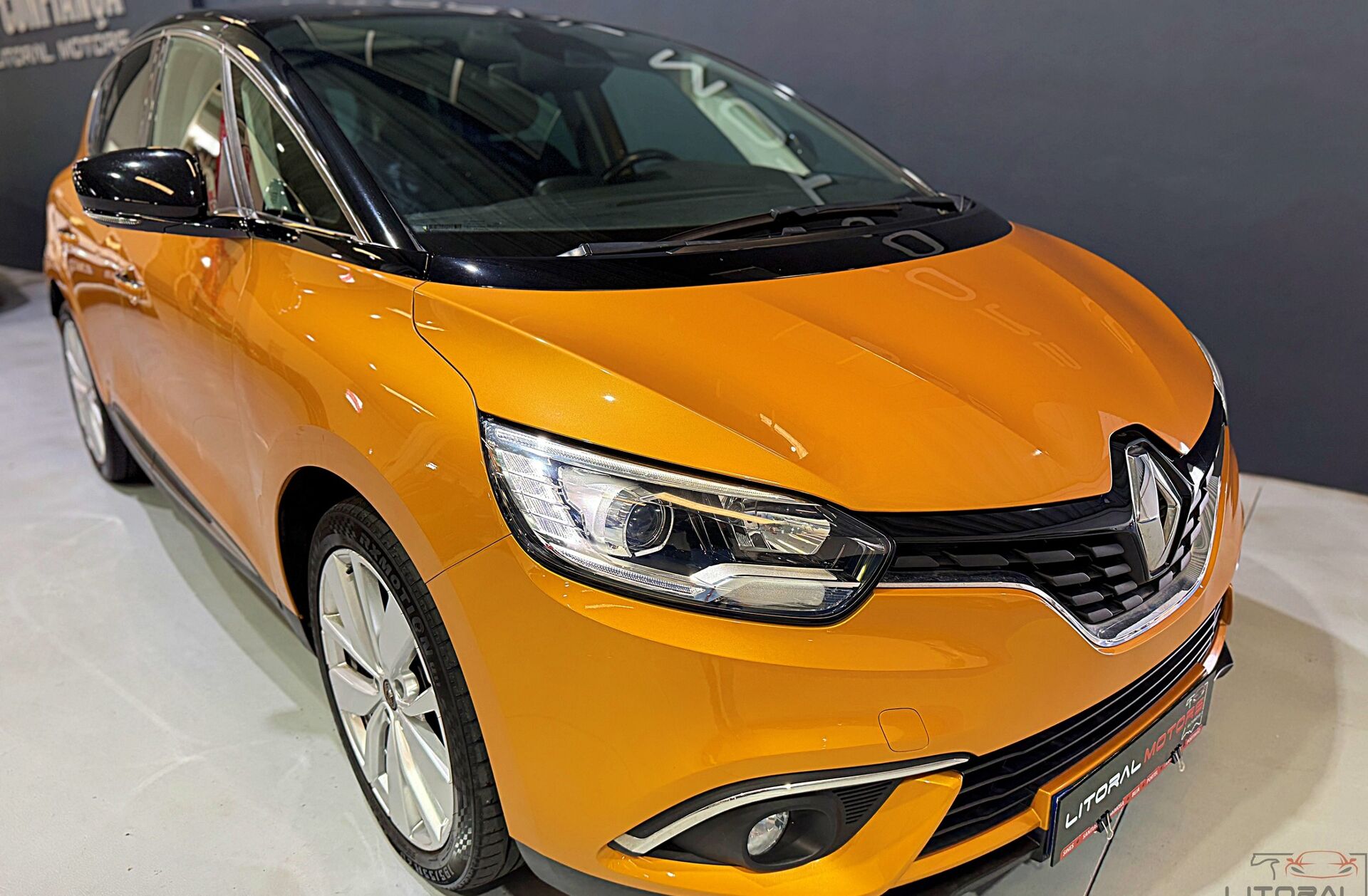 RENAULT Scénic 1.3 TCe Limited