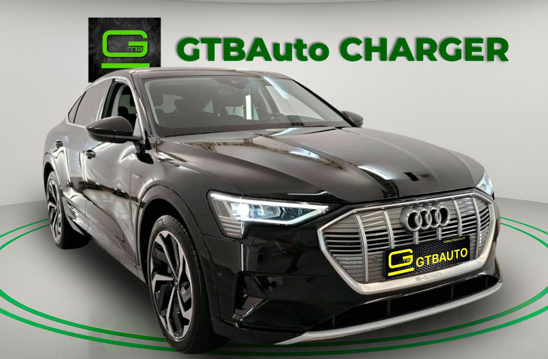 AUDI e-tron 50 quattro