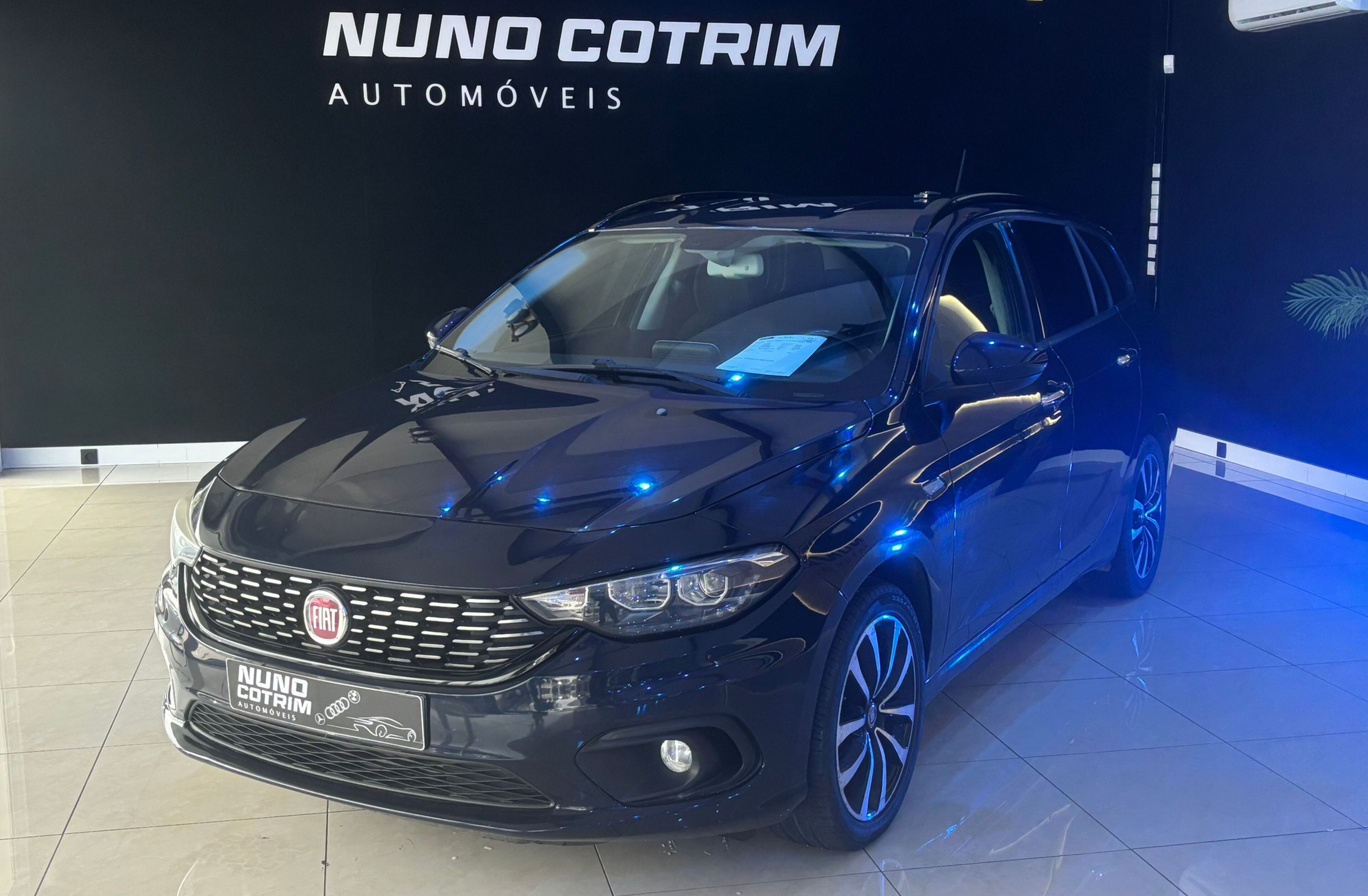 FIAT Tipo 1.6 M-Jet Lounge Tech J17 DCT