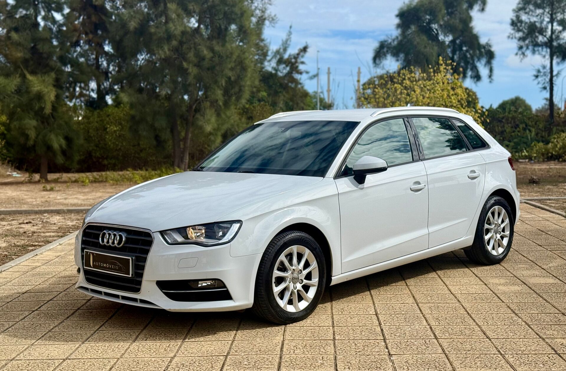 AUDI A3 1.6 TDi Attraction Ultra