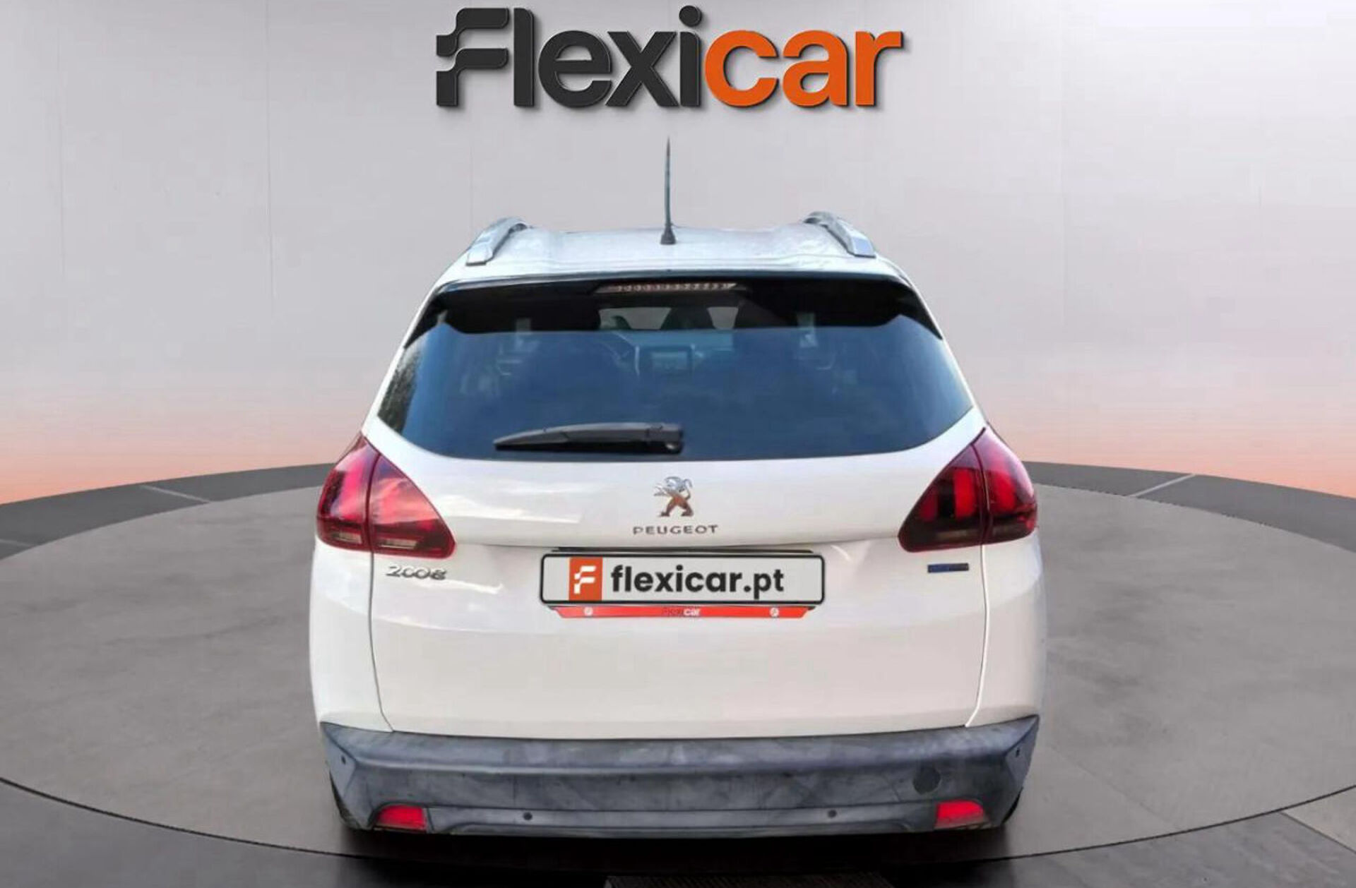 PEUGEOT 2008 1.2 PureTech Style