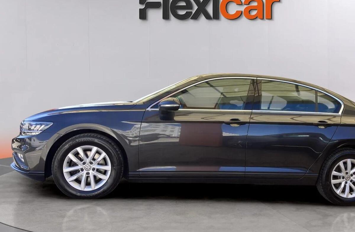 VOLKSWAGEN Passat 1.6 TDI Business DSG