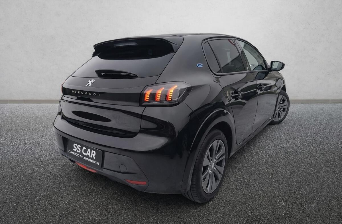 PEUGEOT 208 e- 50 kWh Active Pack