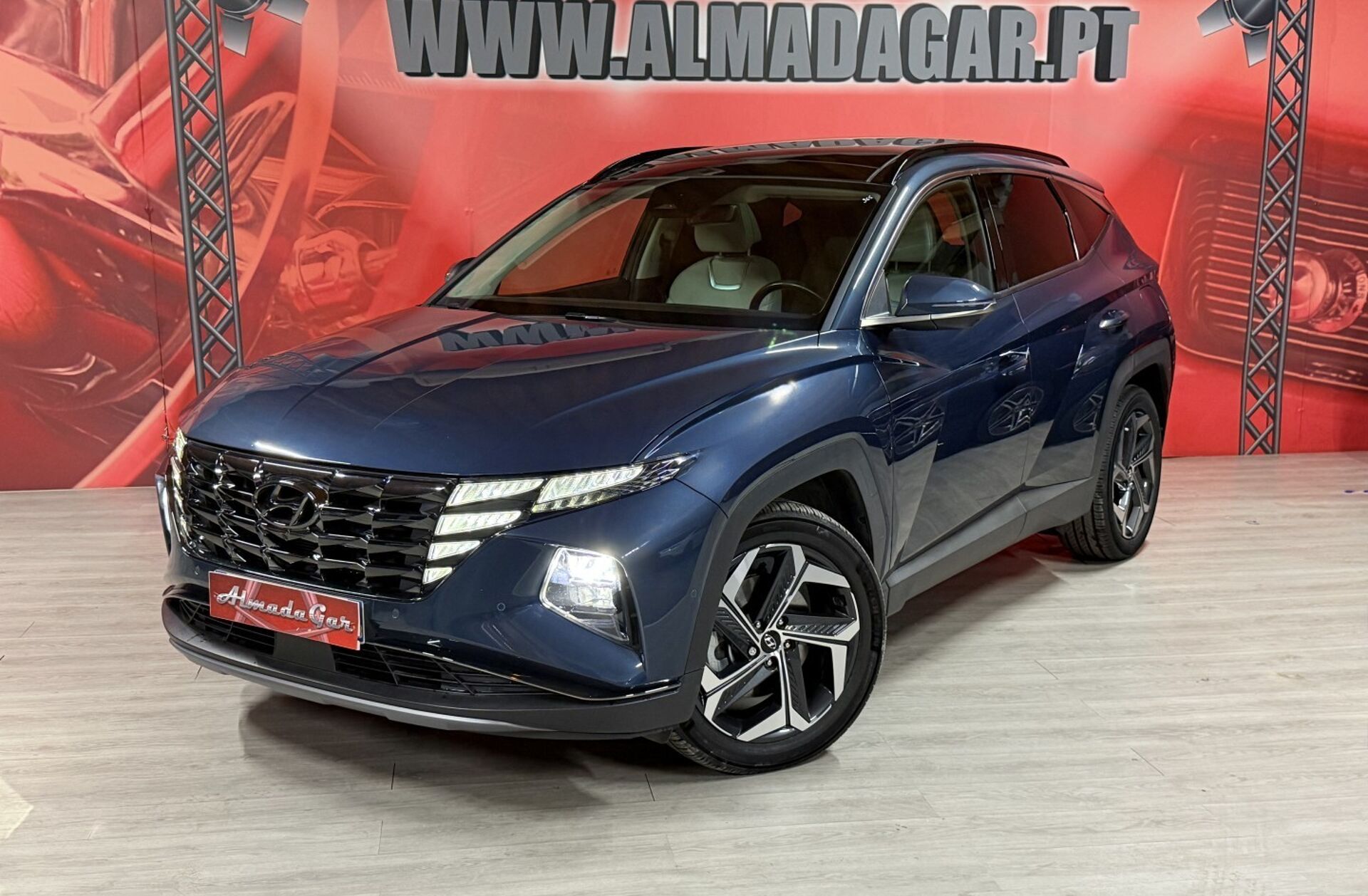 HYUNDAI Tucson 1.6 T-GDI PHEV Vanguard+TA