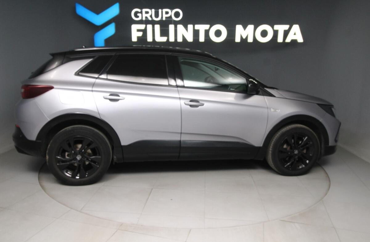 OPEL Grandland 1.5 CDTI GS AT