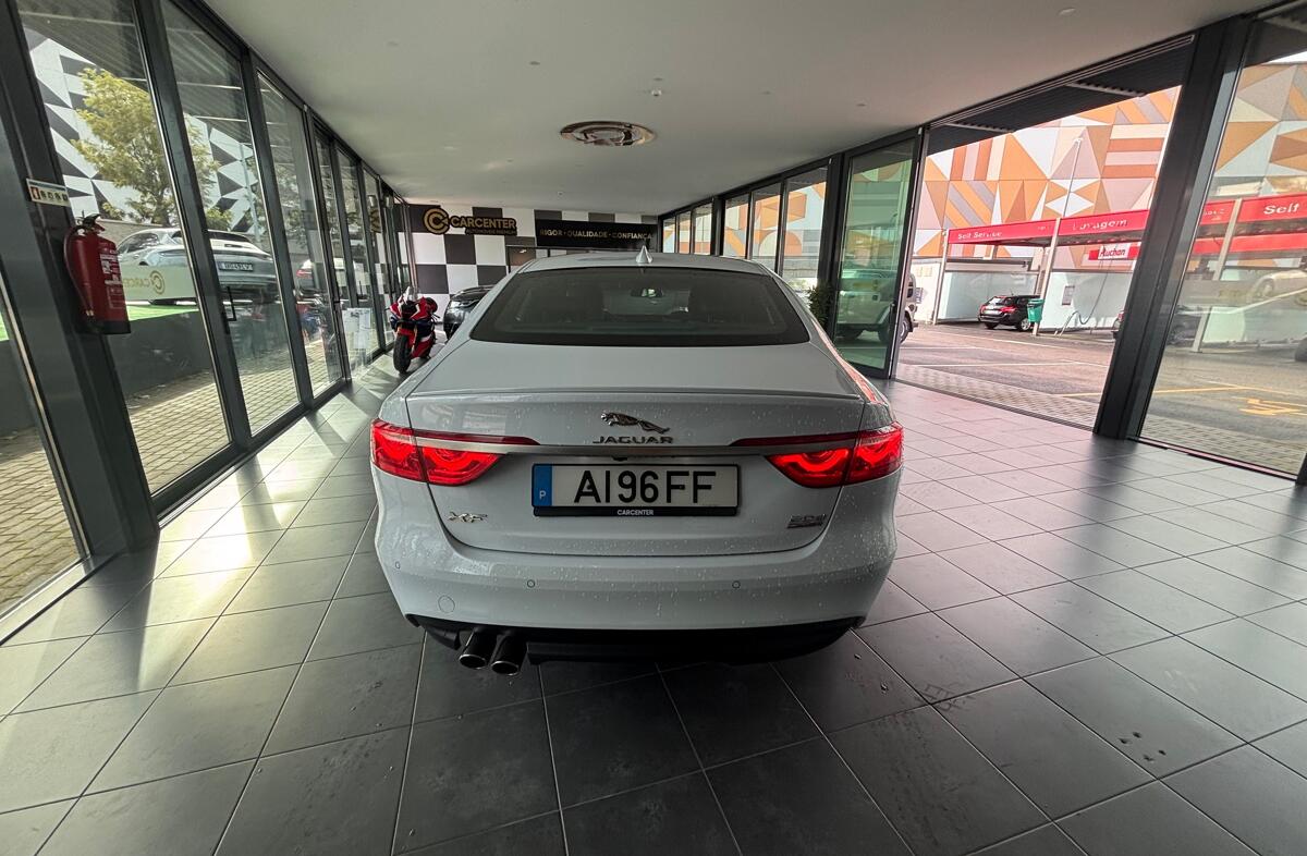 JAGUAR XF 2.0 D R-Sport AWD Aut.