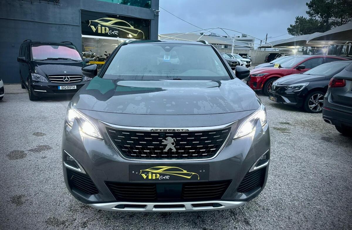 PEUGEOT 5008 1.5 BlueHDi GT Line