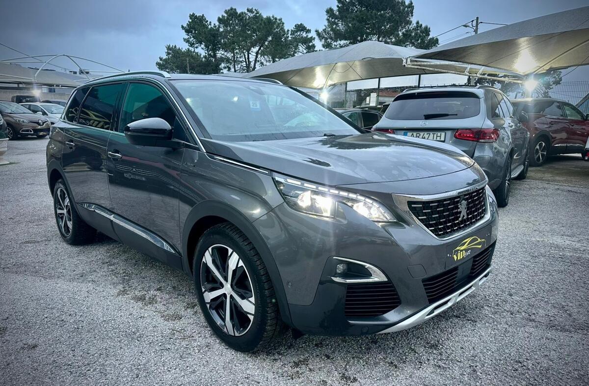 PEUGEOT 5008 1.5 BlueHDi GT Line