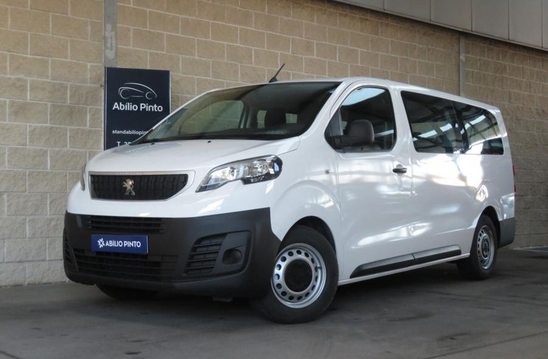 PEUGEOT Expert 1.5 BlueHDi L2H1 Premium Standard