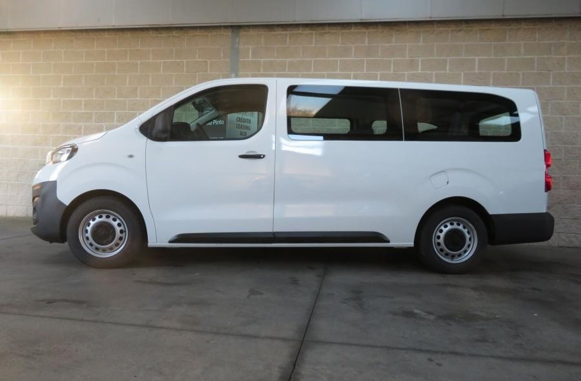 PEUGEOT Expert 1.5 BlueHDi L2H1 Premium Standard