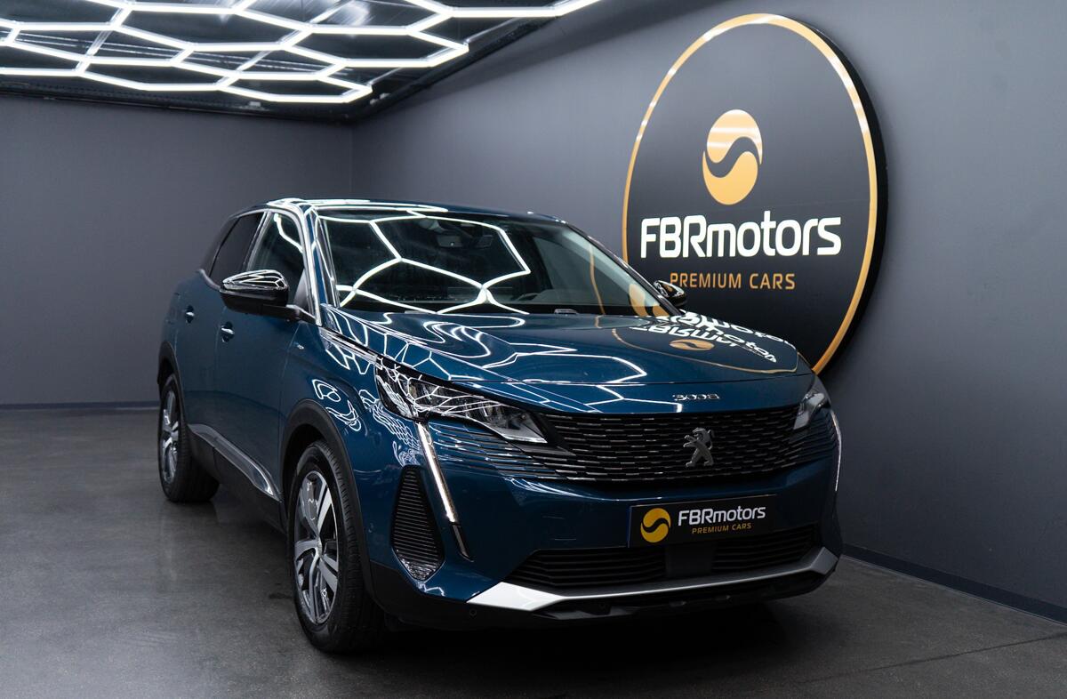 PEUGEOT 3008 1.6 Hybrid Allure Pack e-EAT8