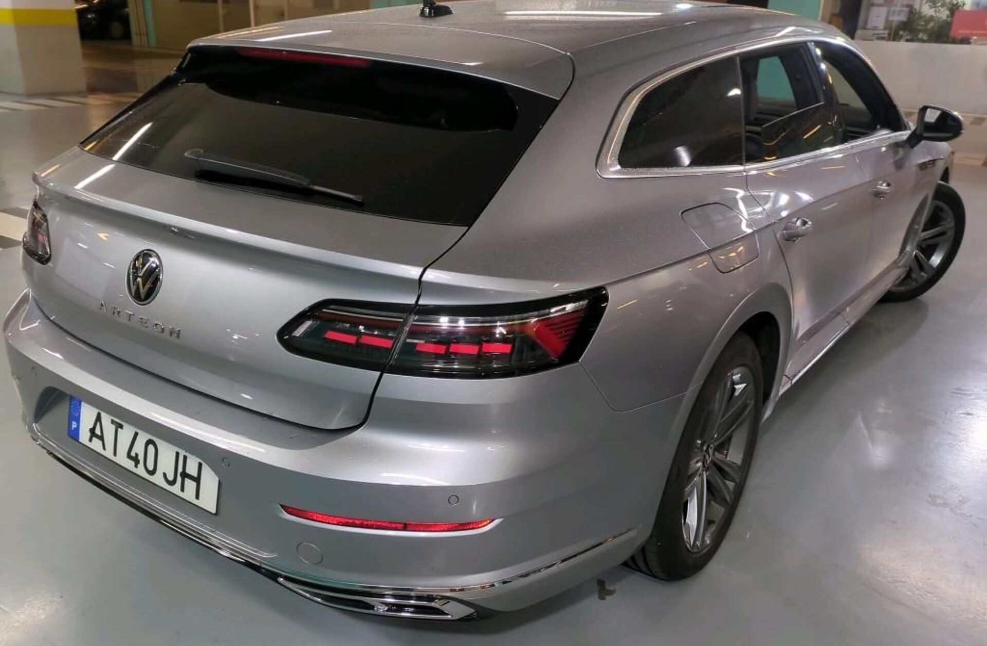 VOLKSWAGEN Arteon 2.0 TDI R-Line DSG