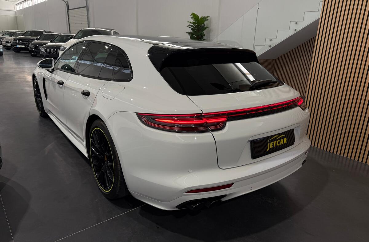 PORSCHE Panamera ST 4 E-Hybrid