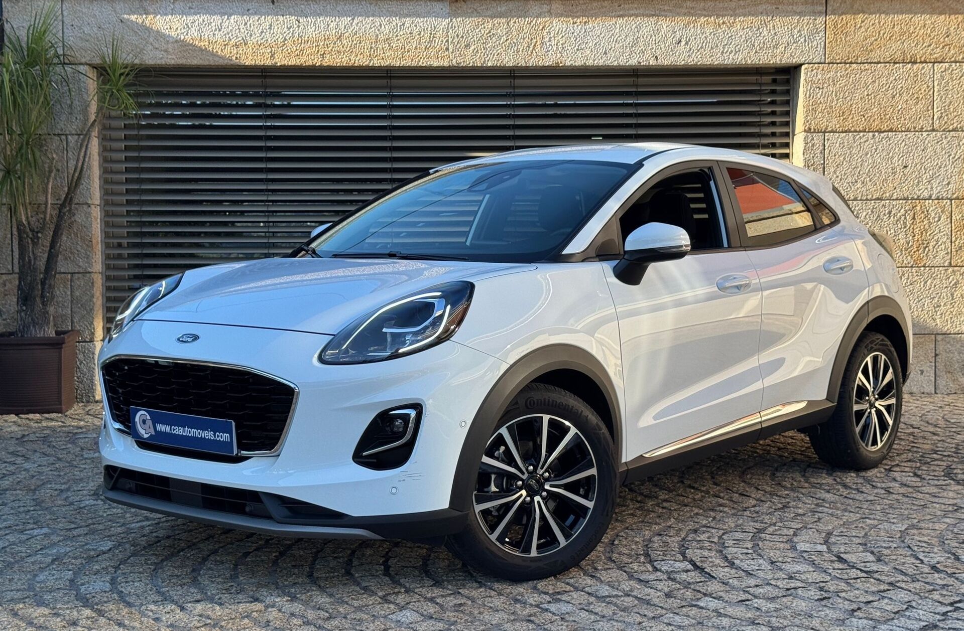 FORD Puma 1.0 EcoBoost mHEV Titanium Aut.