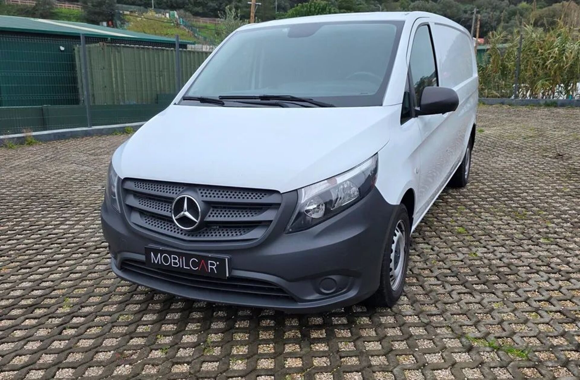 MERCEDES Vito e Tourer 60 kWh Longo