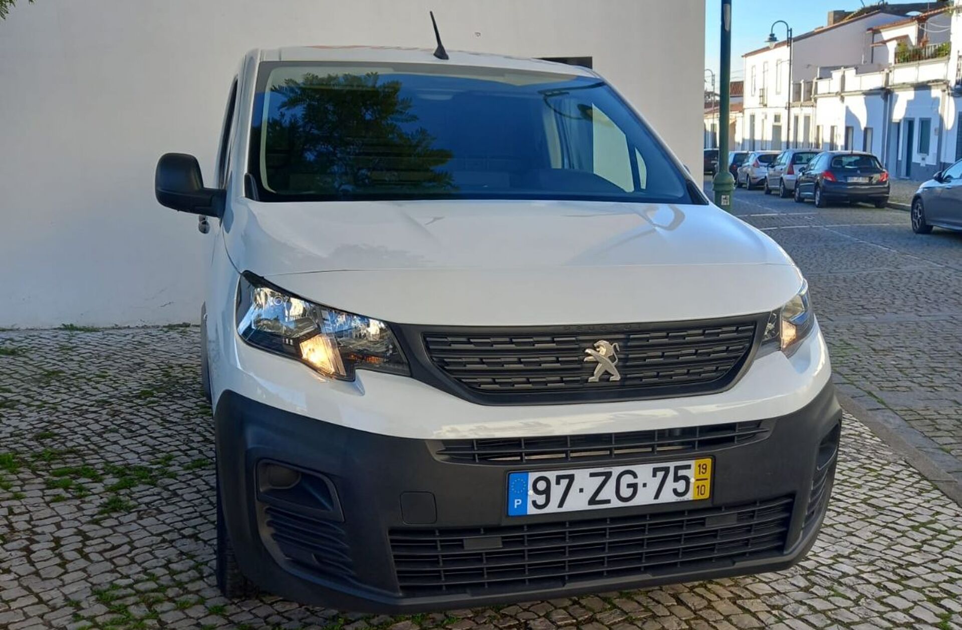PEUGEOT Partner 1.5 BlueHDi 75 PRO Standard 2L