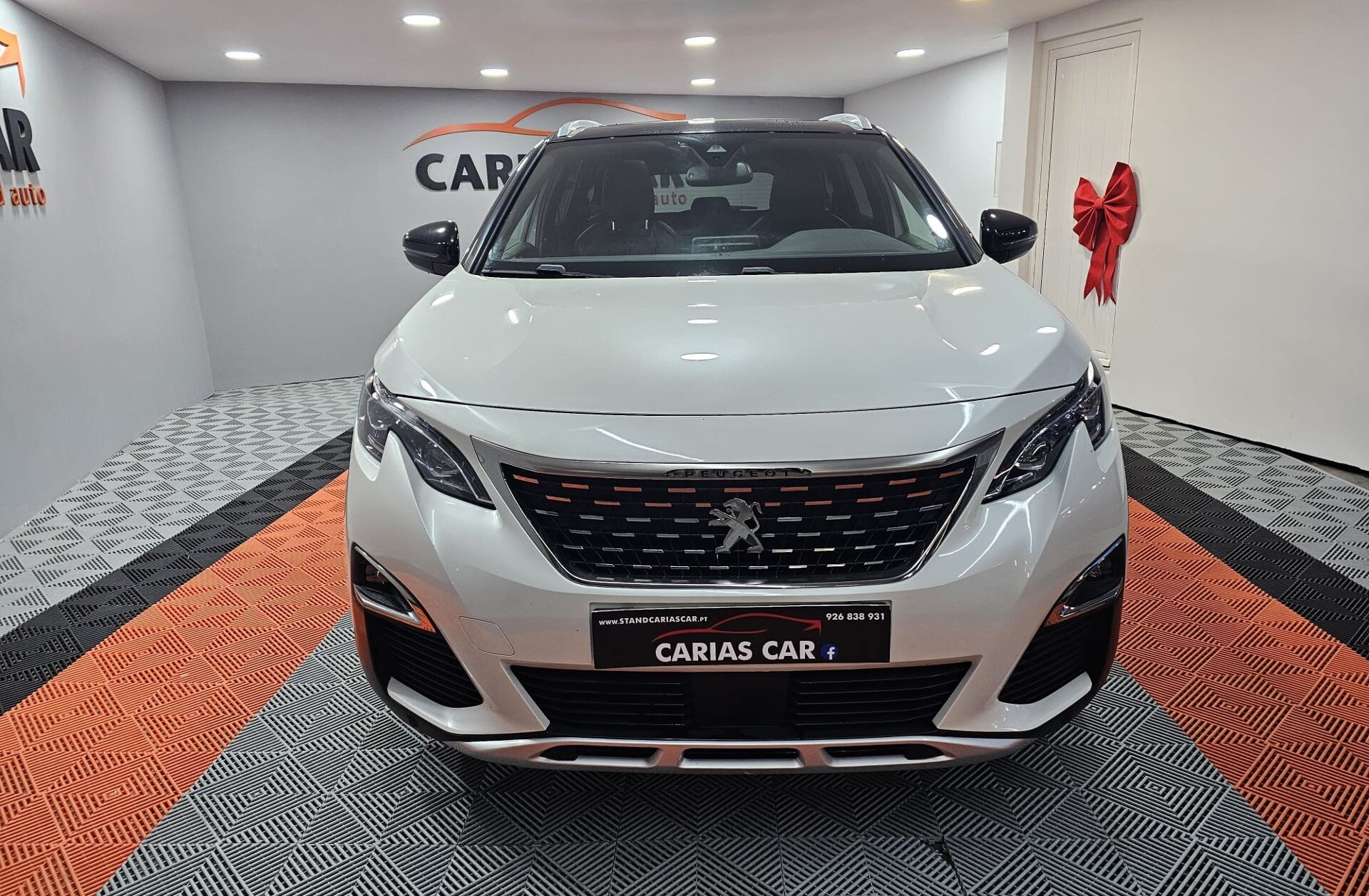 PEUGEOT 5008 2.0 BlueHDi GT EAT8