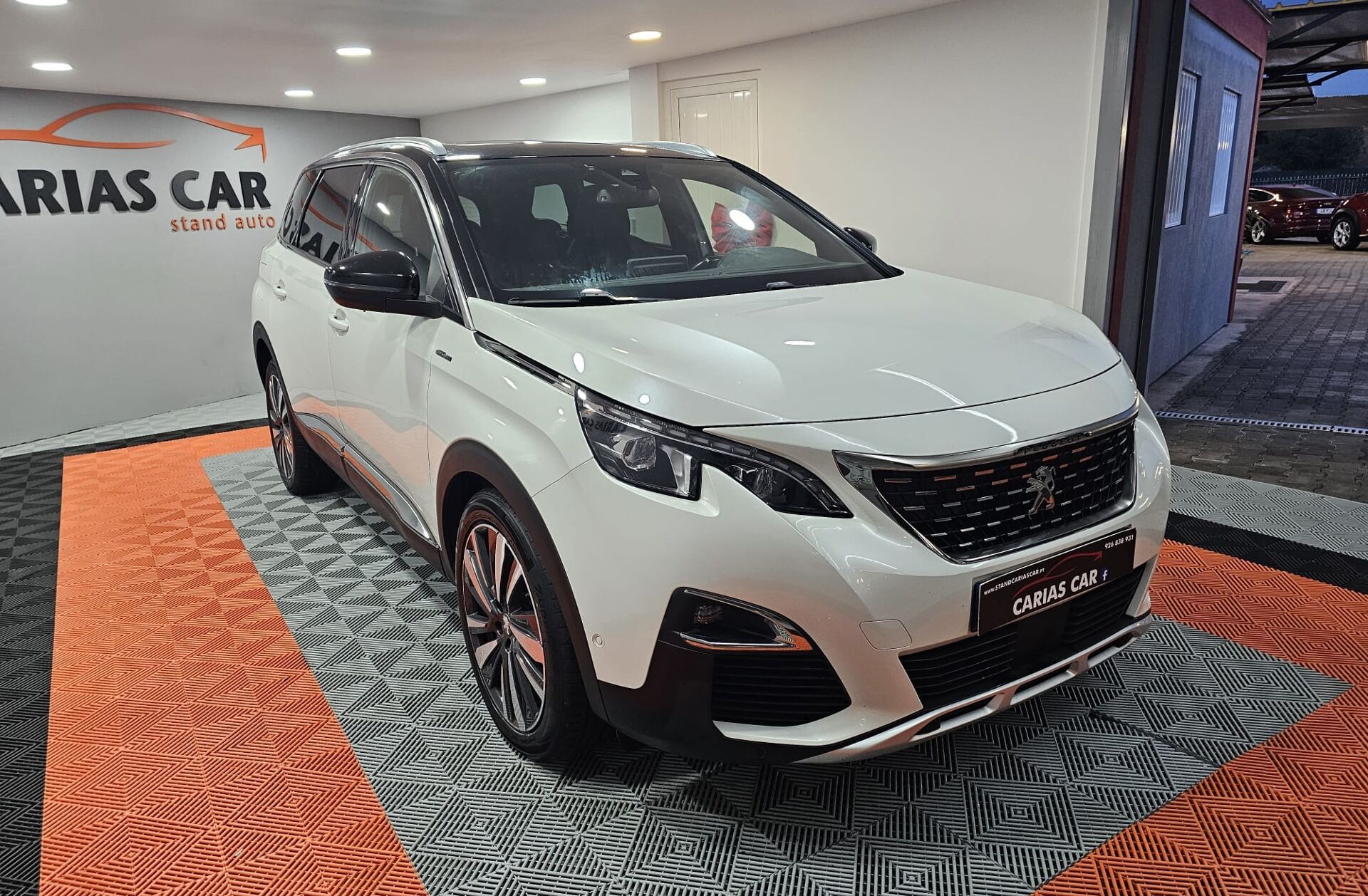 PEUGEOT 5008 2.0 BlueHDi GT EAT8