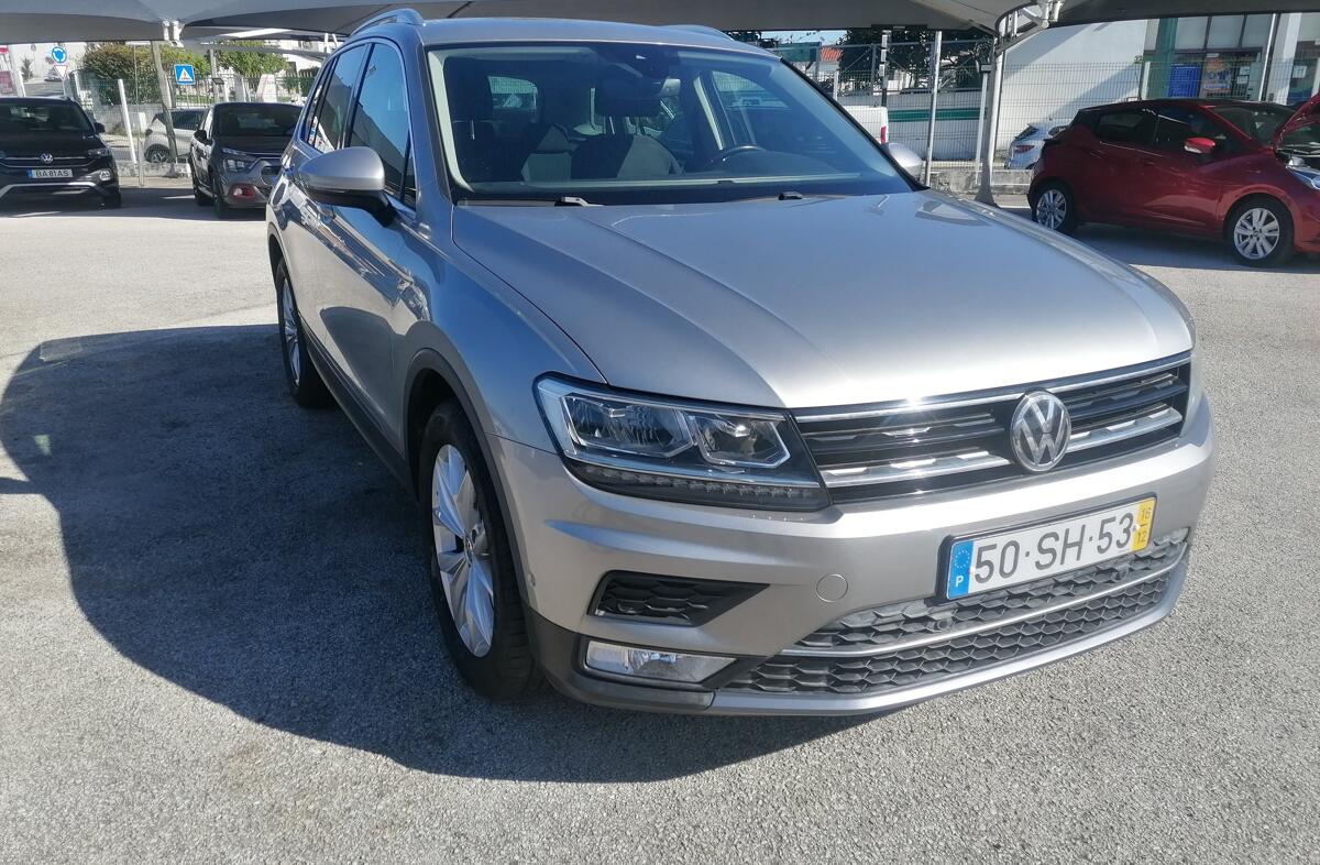 VOLKSWAGEN Tiguan 2.0 TDI Highline DSG