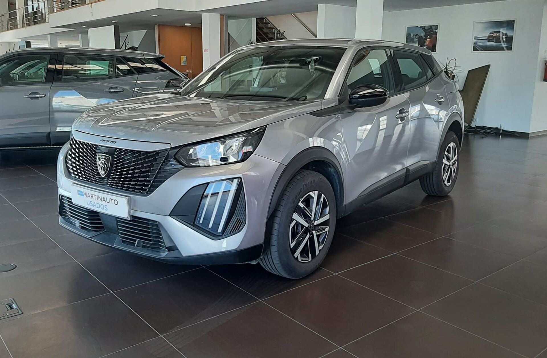 PEUGEOT 2008 1.2 PureTech Active