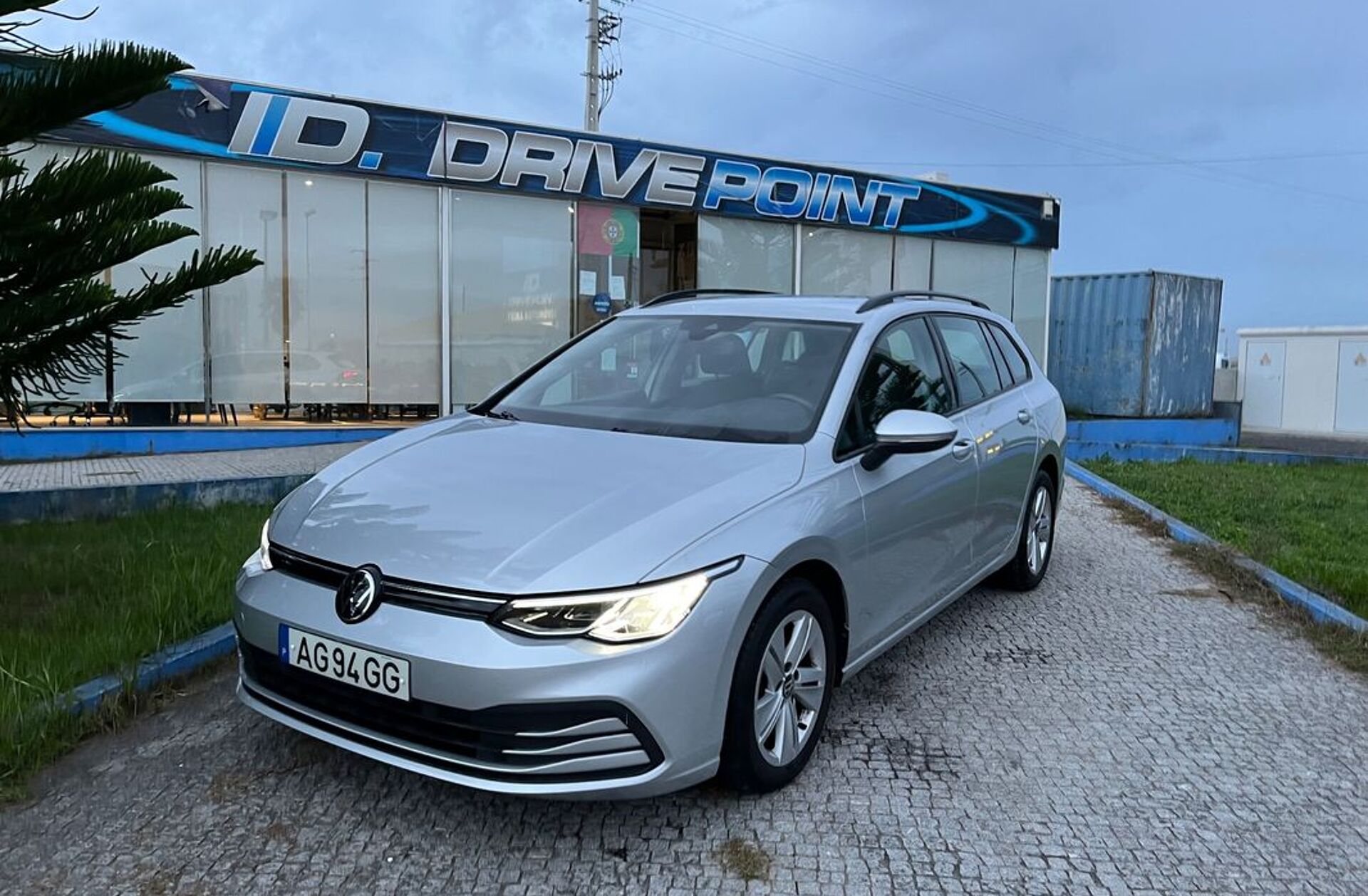 VOLKSWAGEN Golf 2.0 TDI Life DSG