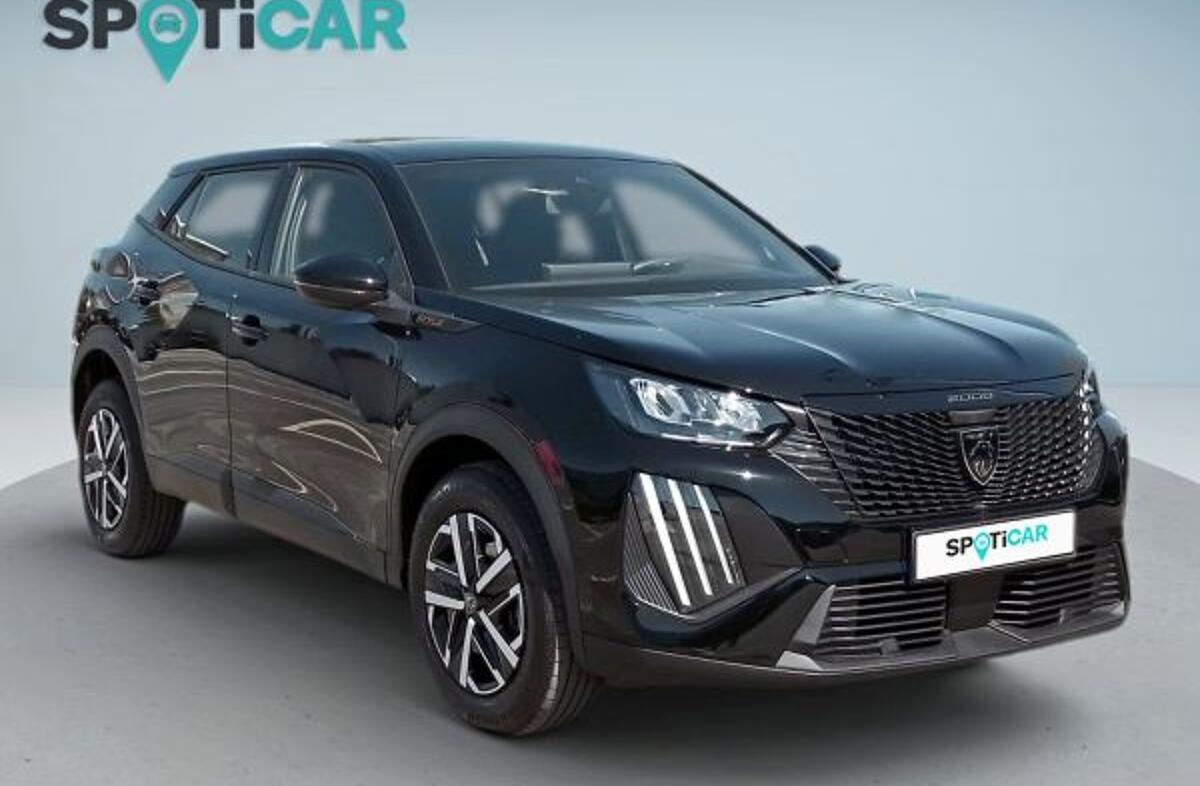 PEUGEOT 2008 1.2 PureTech Style