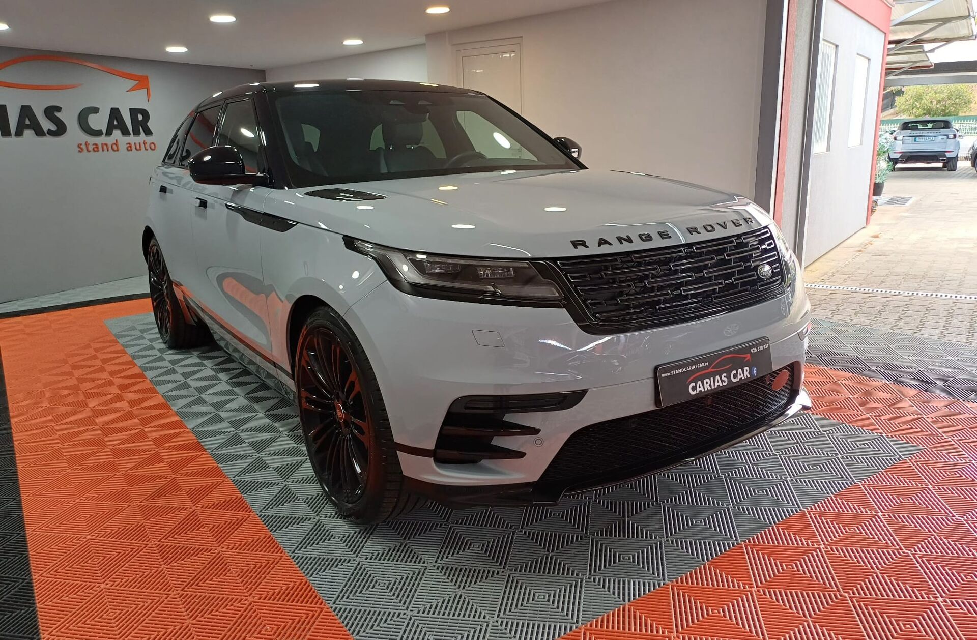 LAND ROVER Range Rover Velar 2.0 D200 AWD Dynamic SE