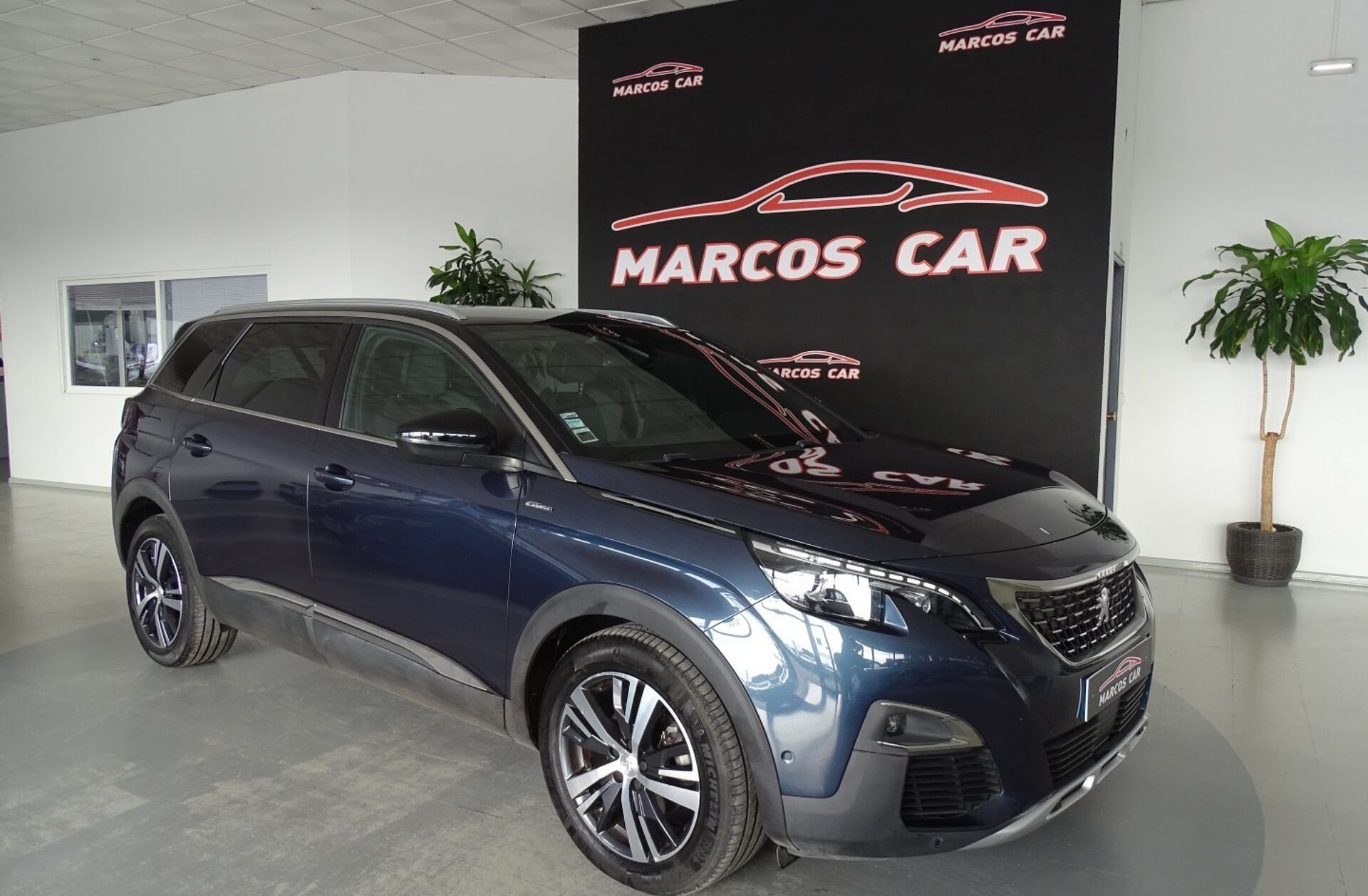 PEUGEOT 5008 1.5 BlueHDi GT Line