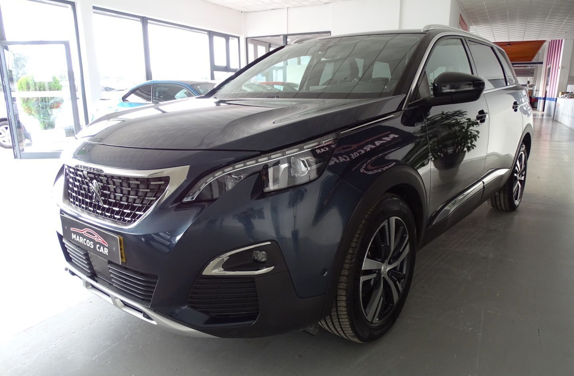 PEUGEOT 5008 1.5 BlueHDi GT Line