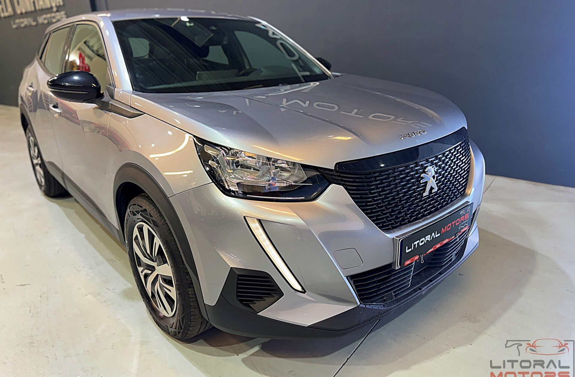 PEUGEOT 2008 1.2 PureTech Active Pack