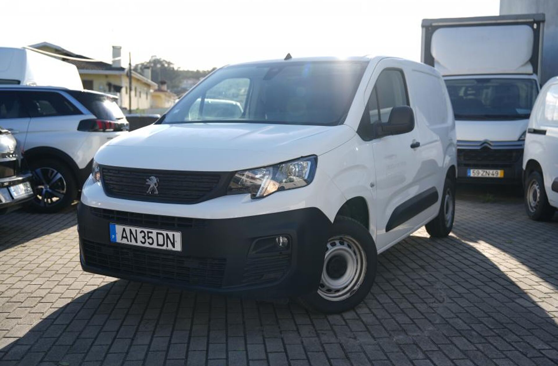 PEUGEOT Partner 1.5 BlueHDi Pro Longa