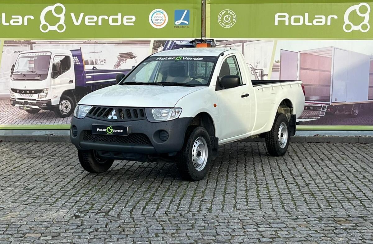 MITSUBISHI L 200 2.5 DI-D CD Instyle