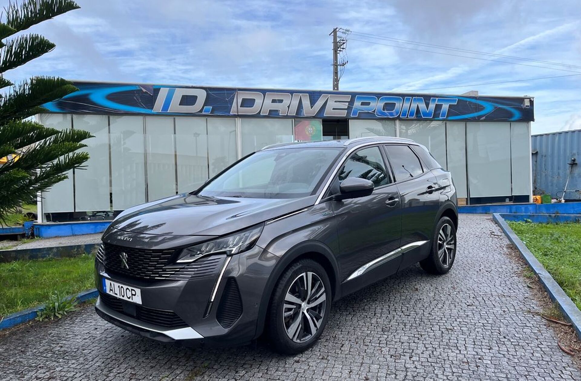 PEUGEOT 3008 1.6 Hybrid Allure Pack e-EAT8