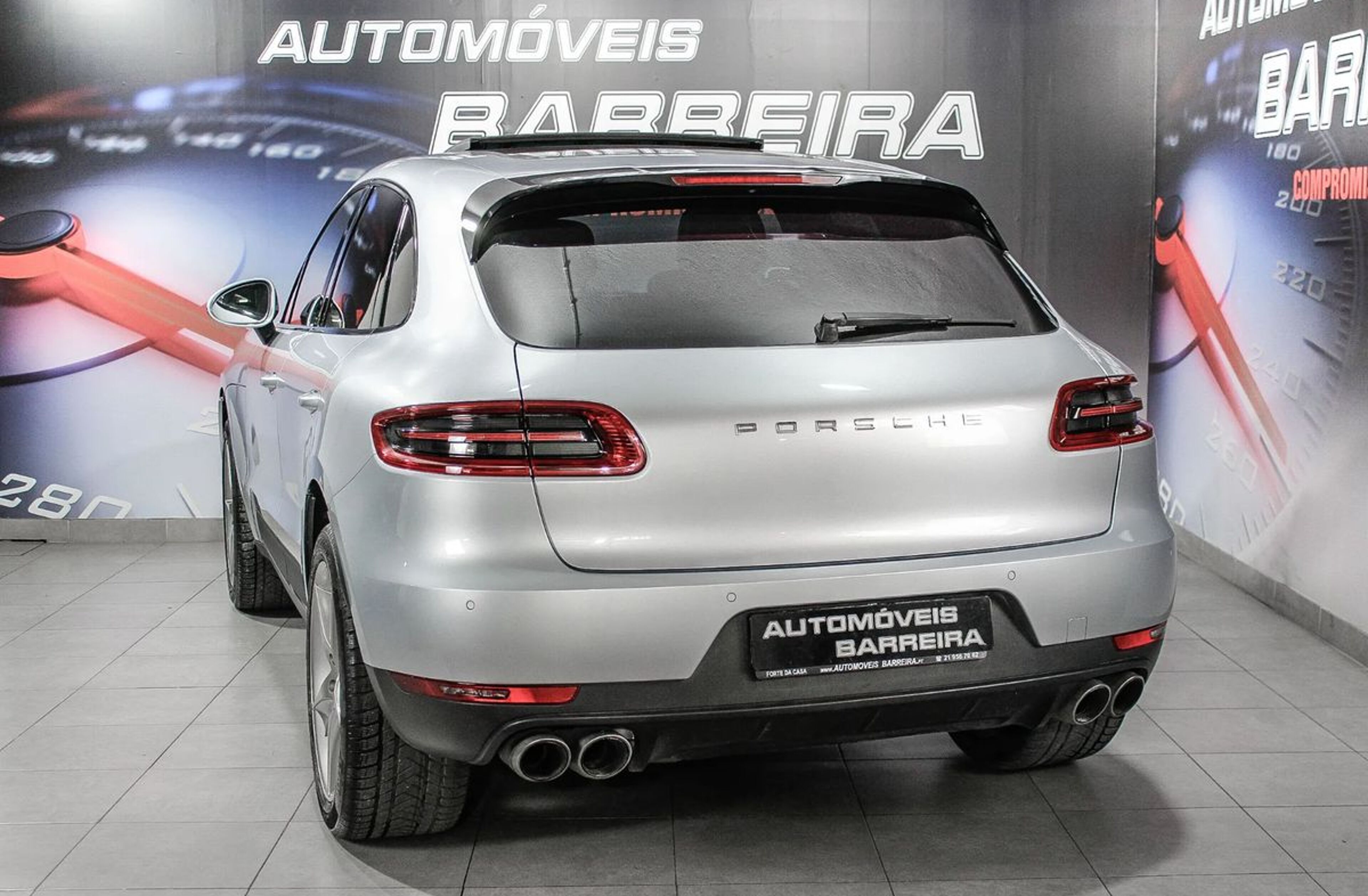 PORSCHE Macan S