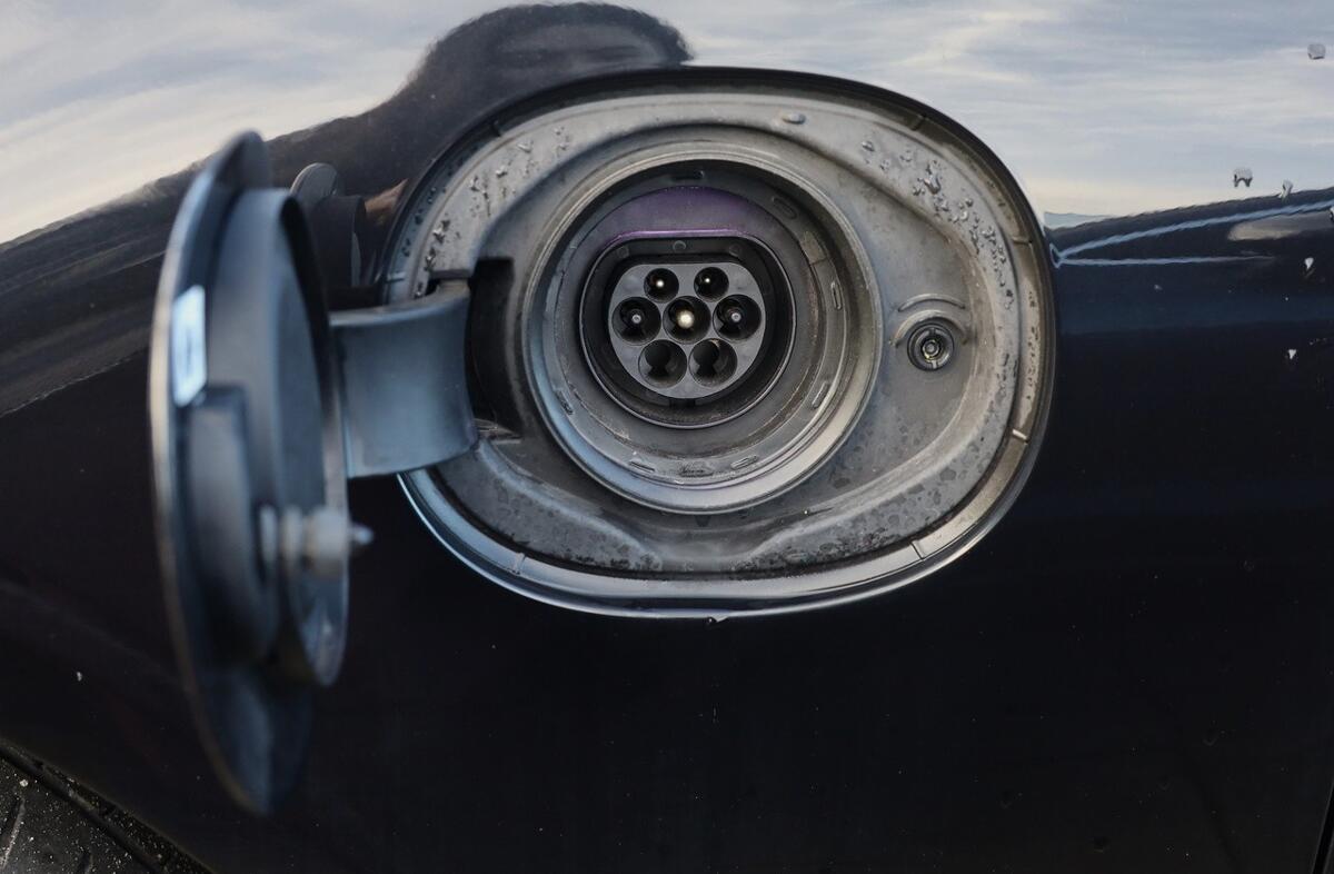 VOLVO V90 2.0 T6 PHEV Inscription AWD