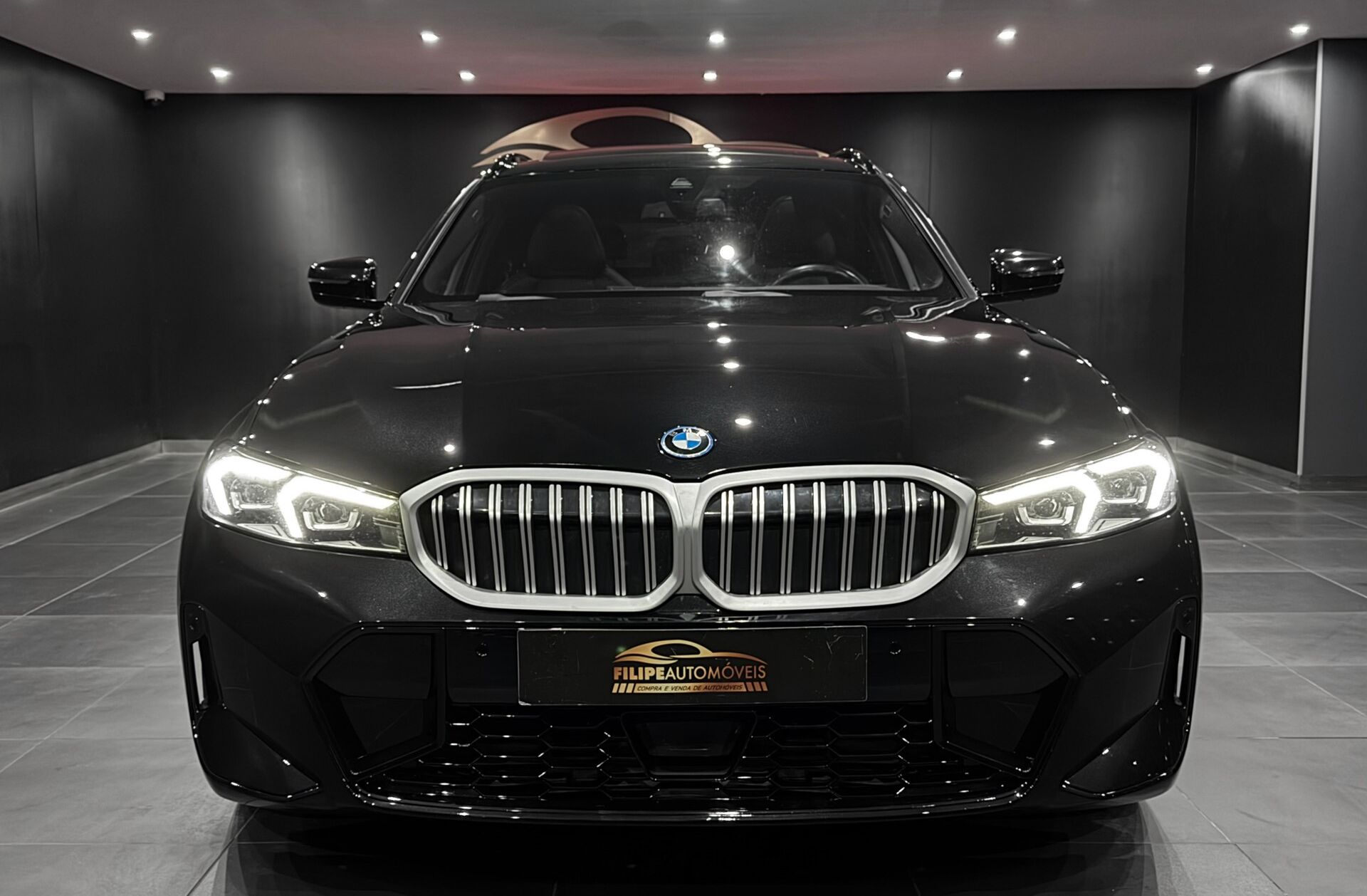 BMW Serie-3 330 e Touring Pack Desportivo M Auto