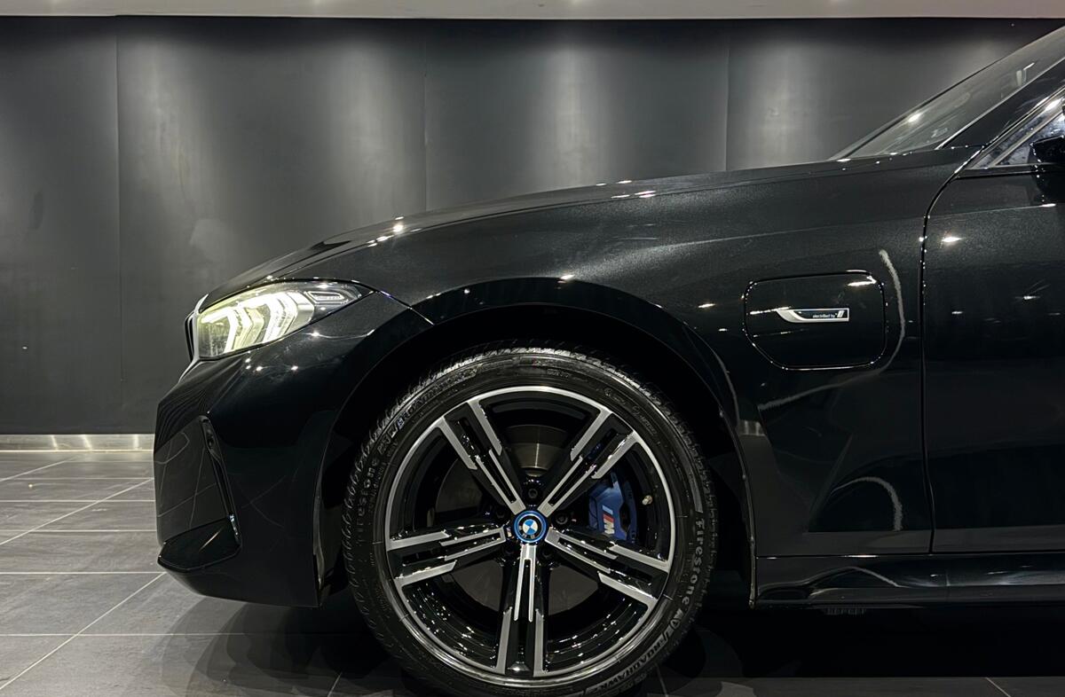 BMW Serie-3 330 e Touring Pack Desportivo M Auto