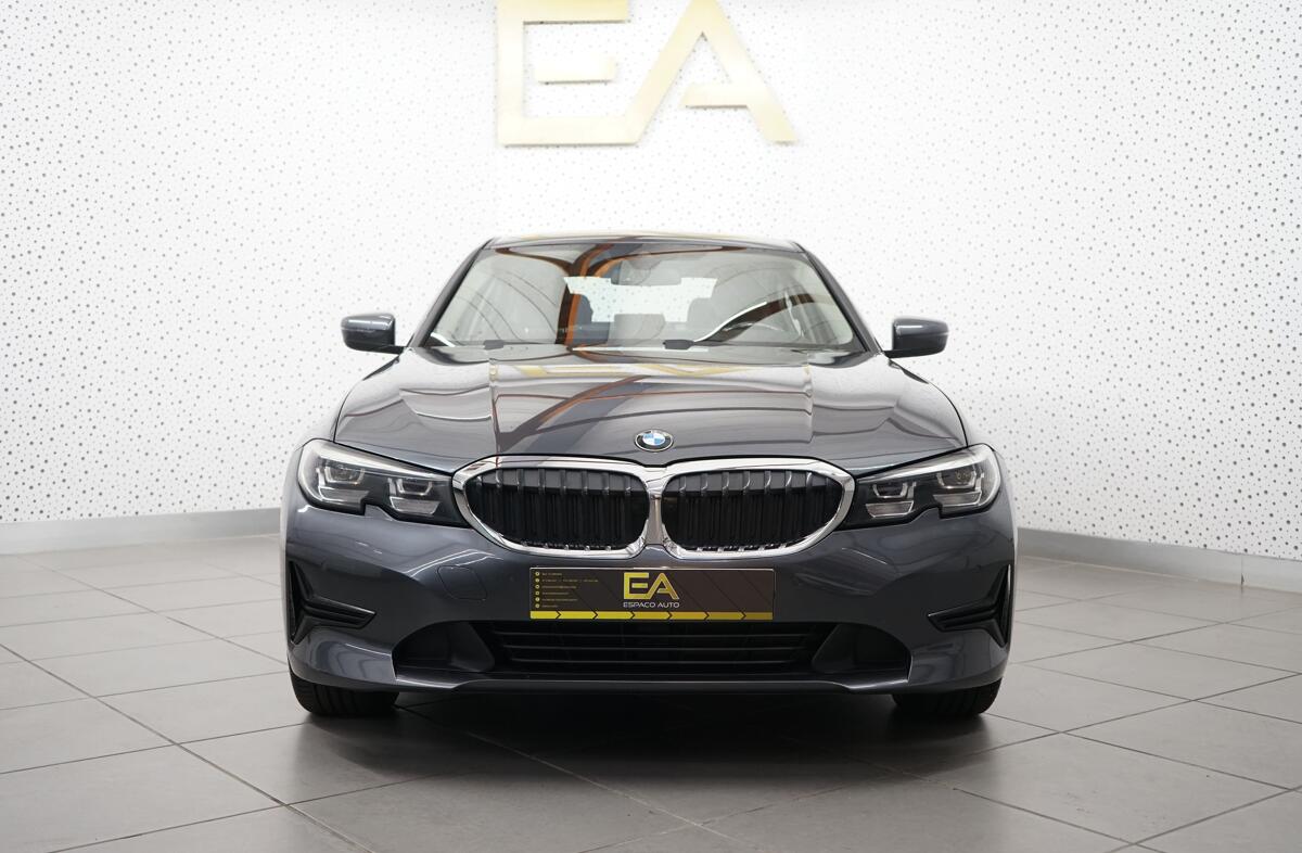 BMW Serie-3 330 e Line Sport Auto