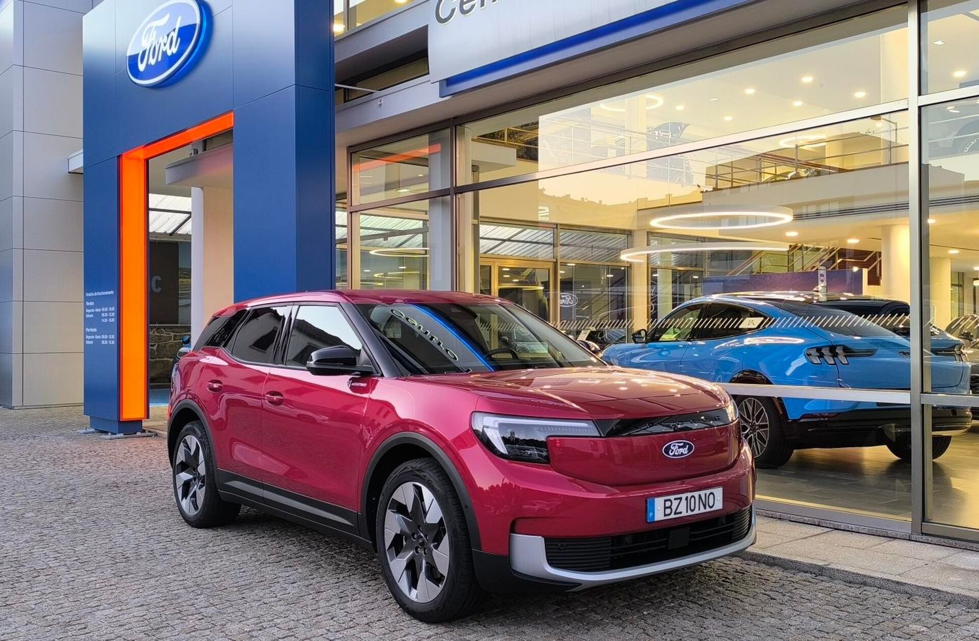 FORD Explorer 77 kWh