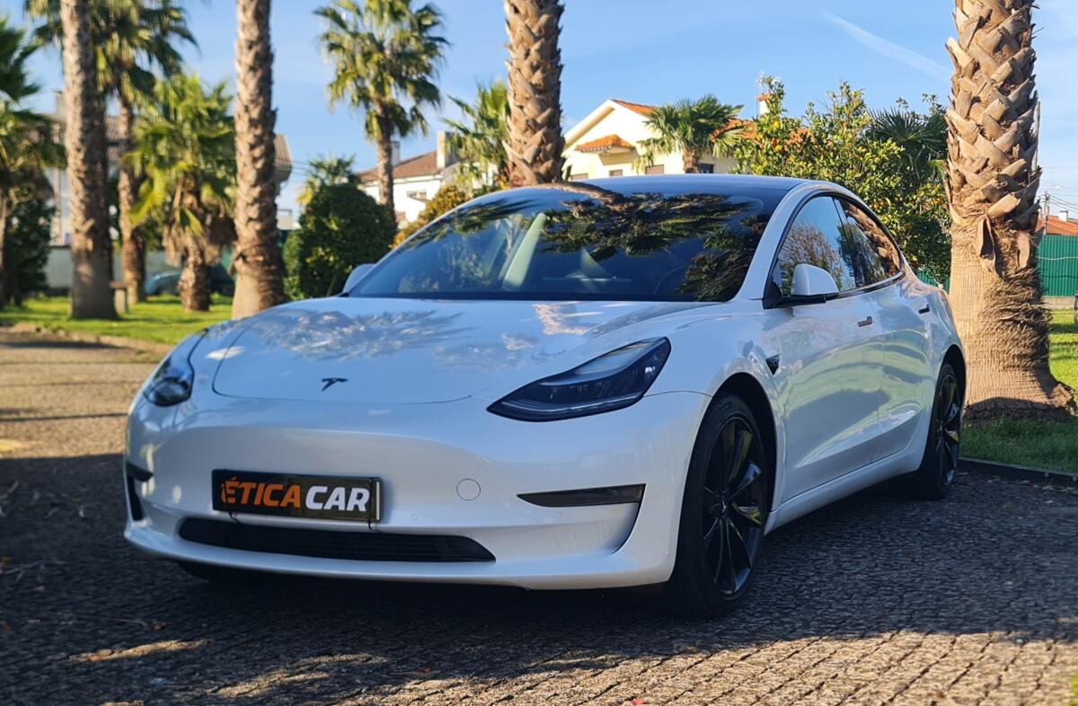 TESLA Model 3 Long-Range Dual Motor AWD