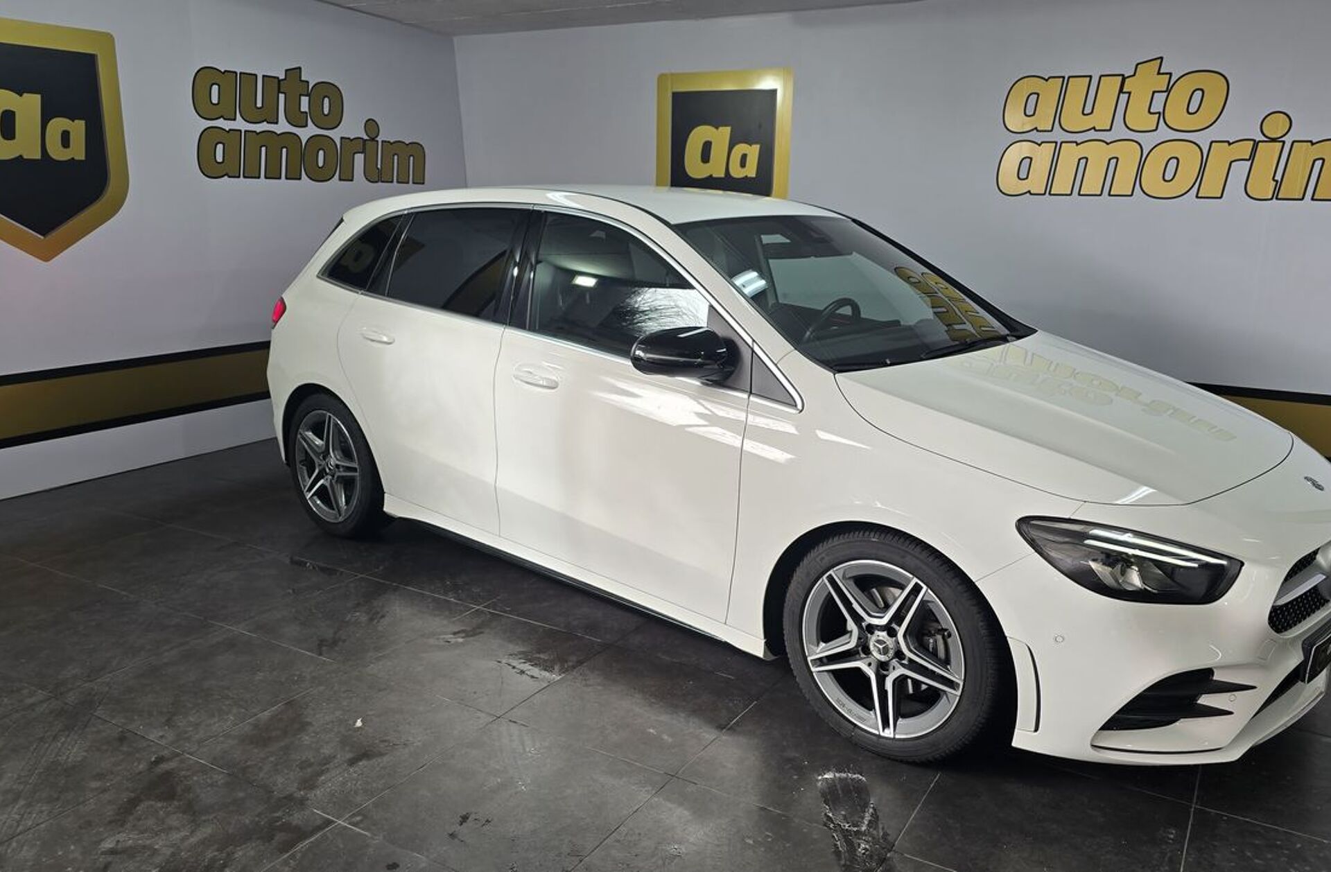 MERCEDES Classe B B 200 AMG Line Aut.