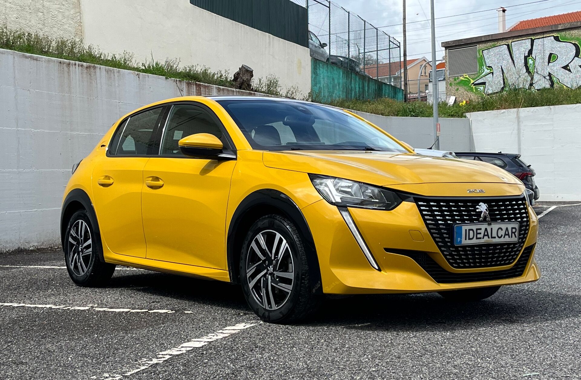 PEUGEOT 208 1.2 PureTech Allure