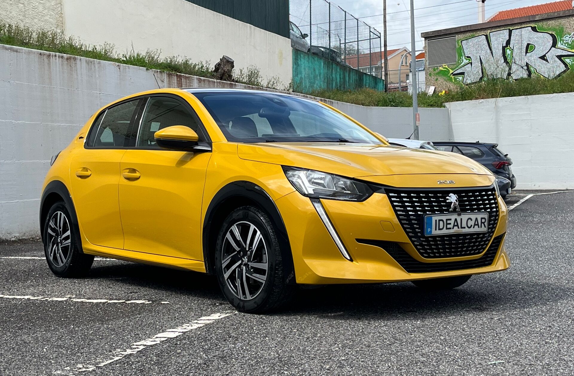 PEUGEOT 208 1.2 PureTech Allure
