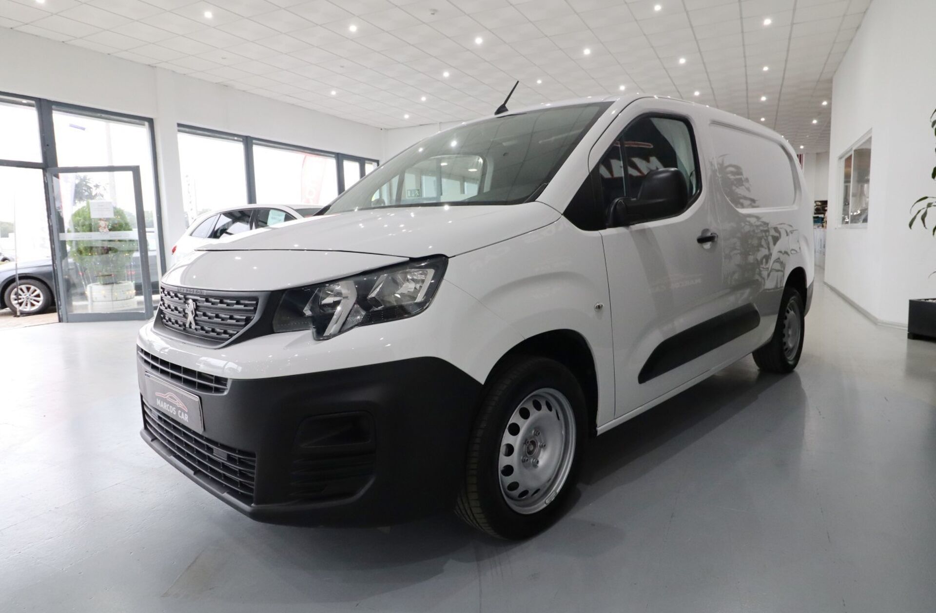 PEUGEOT Partner 1.5 BlueHDi Asphalt Longa