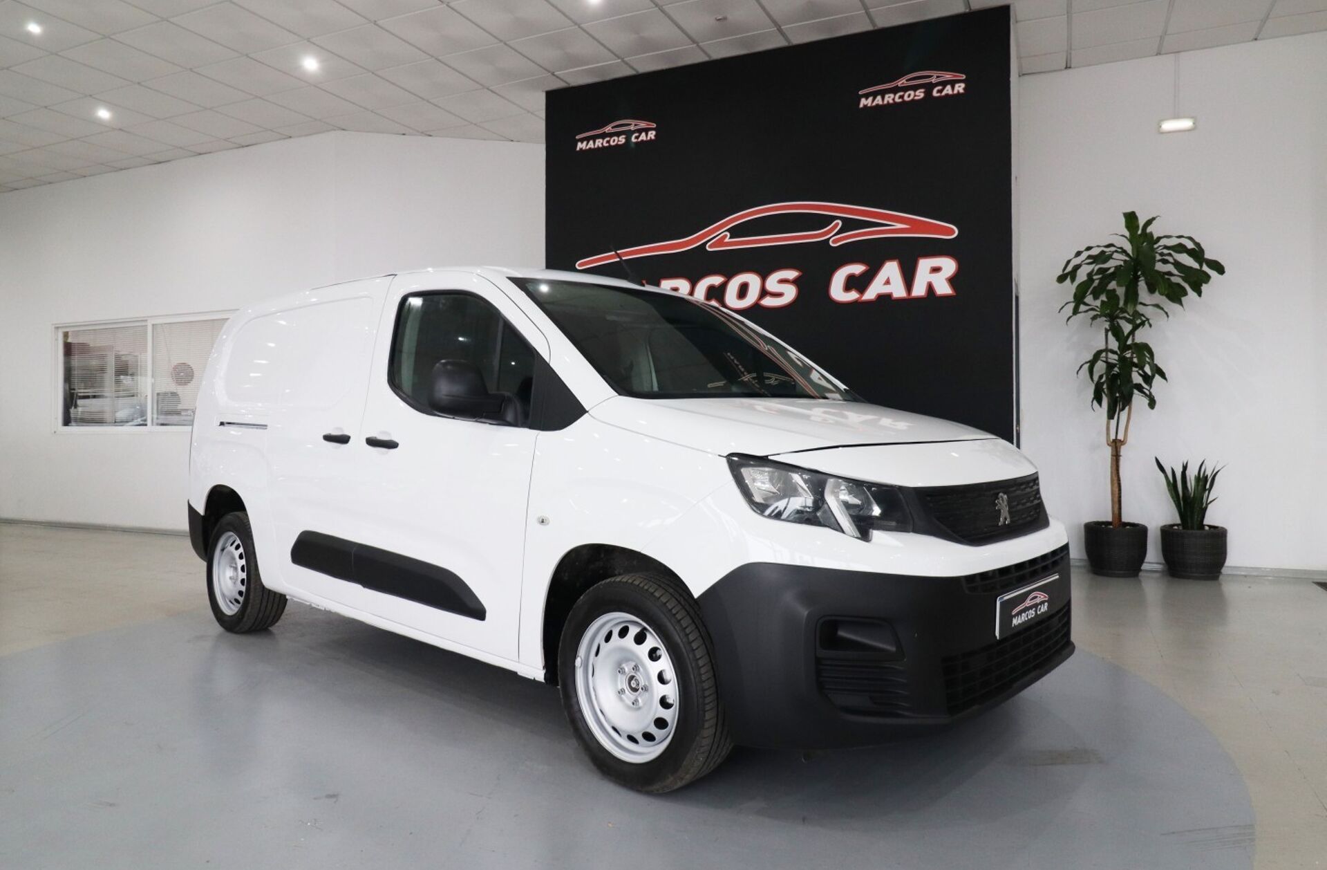 PEUGEOT Partner 1.5 BlueHDi Asphalt Longa